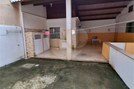 Casa Térrea à venda com 4 quartos, sendo 1 suíte, em Campo Grande, Rio de Janeiro, RJ