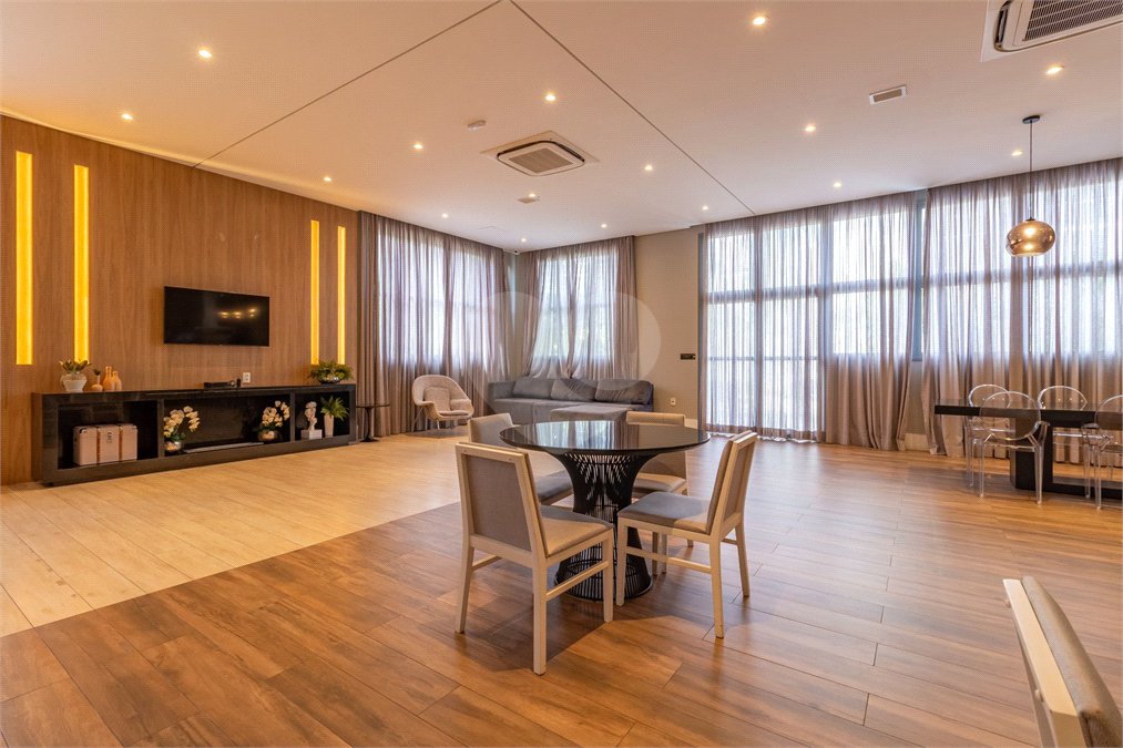 Apartamento à venda com 3 suítes em Brooklin, São Paulo, SP