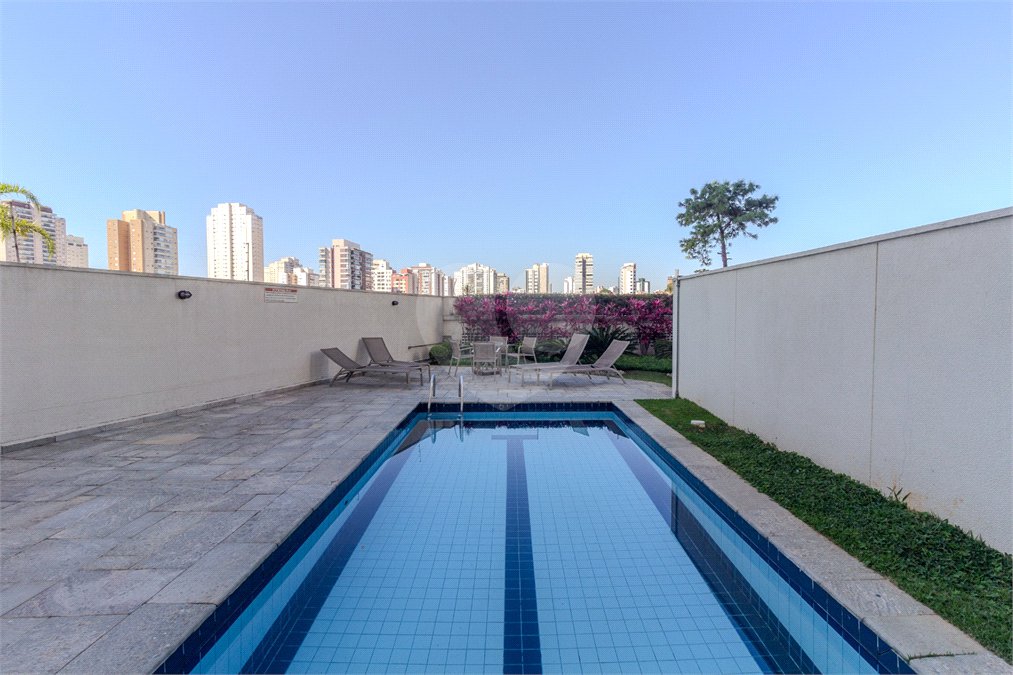 Apartamento à venda com 3 suítes em Vila Ipojuca, São Paulo, SP