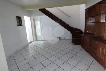 Sobrado à venda com 2 quartos em Chácara Santo Antônio, São Paulo, SP