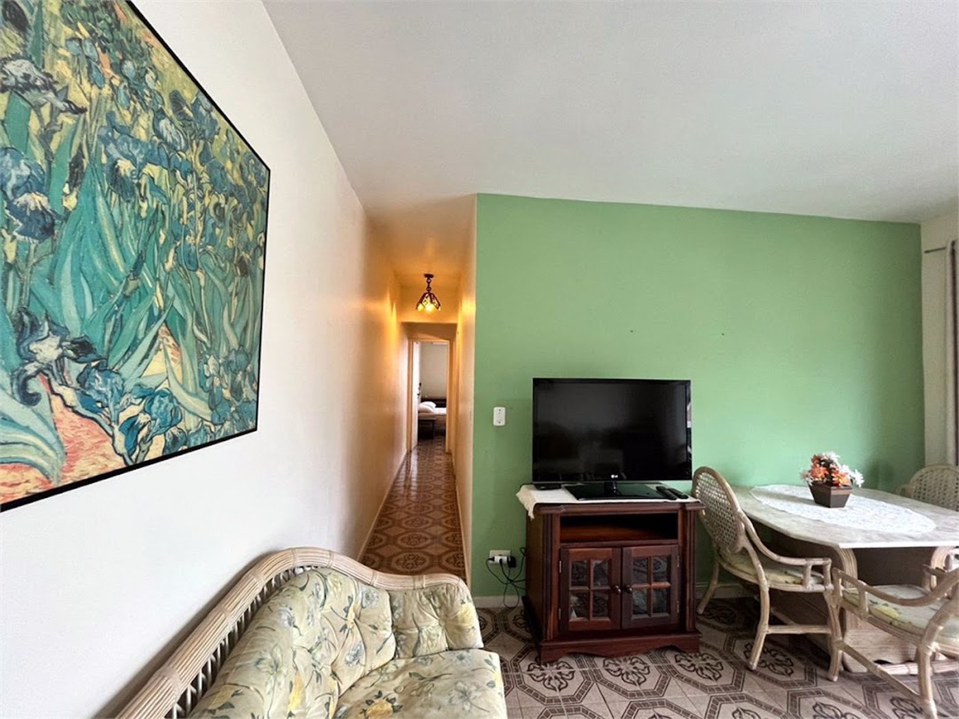 Apartamento Residencial à venda, Enseada, Guarujá - AP0481.