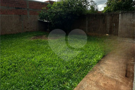Casa à venda com 2 quartos em Jardim Ibirapuera, Ponta Porã, MS