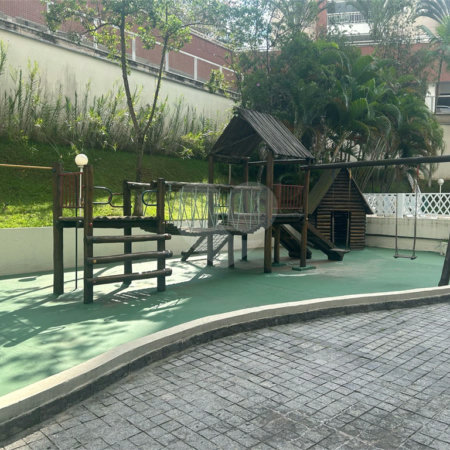 Apartamento à venda com 3 quartos, sendo 1 suíte,  em Vila Andrade, São Paulo, SP