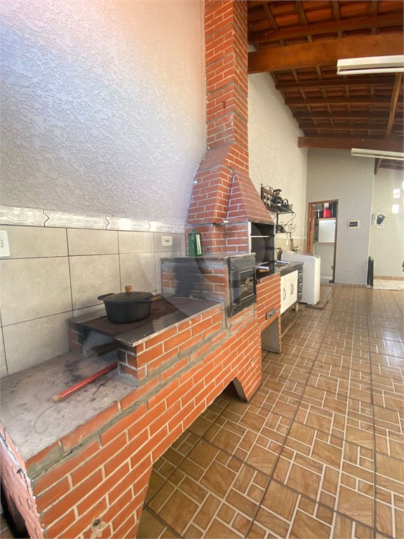 Casa à venda com 2 quartos, sendo 1 suíte, em Jardim Alvinópolis, Atibaia, SP