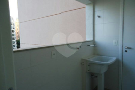 Apartamento à venda com 3 quartos, sendo 1 suíte, em Vila Suzana, São Paulo, SP