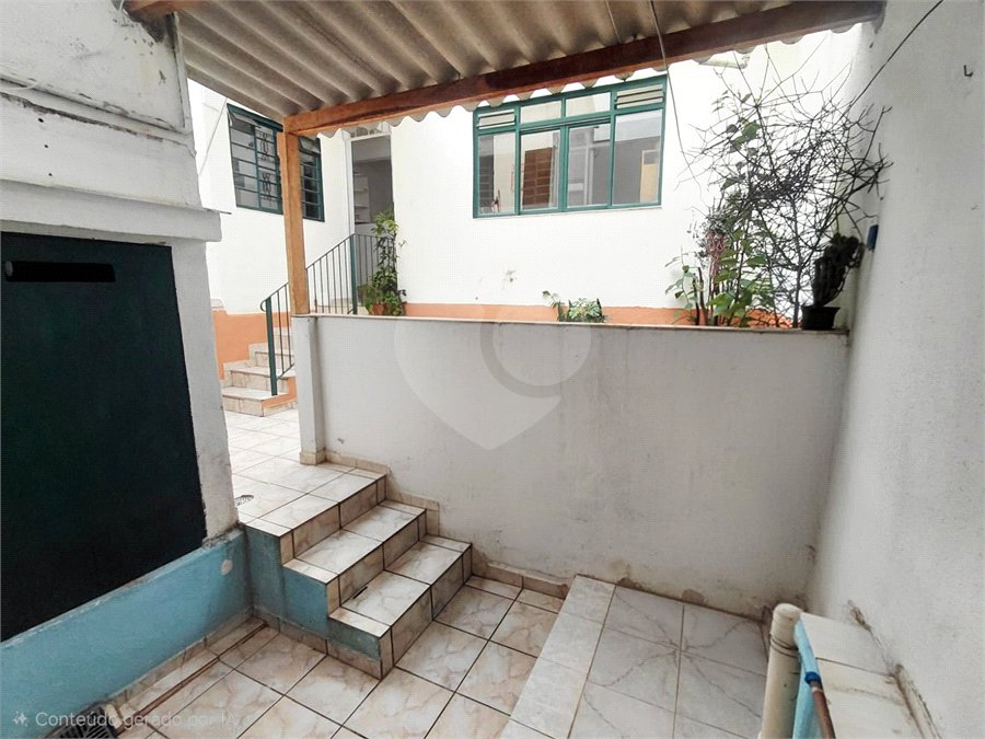 Sobrado à venda com 3 quartos, sendo 1 suíte, em Vila Constança, São Paulo, SP