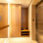 Apartamento à venda com 3 suítes em Moema, São Paulo, SP