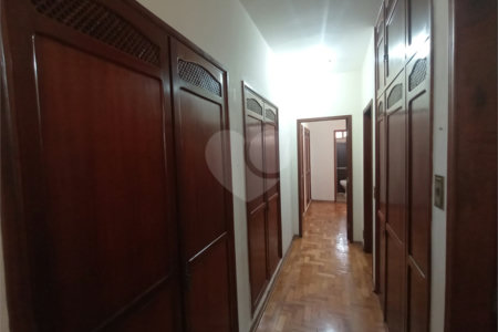 Casa à venda com 4 quartos, sendo 3 suítes,  no Centro, Itapetininga, SP