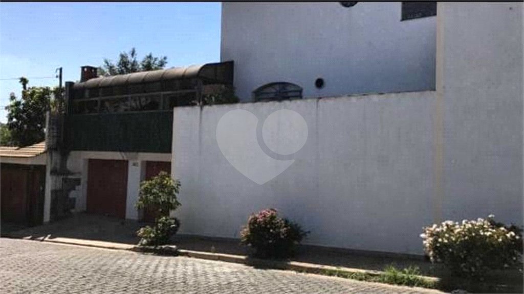 Casa à venda com 4 quartos, sendo 1 suíte, em Vila Galvão, Guarulhos, SP
