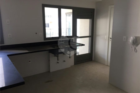 Apartamento à venda com 3 suítes em Campo Belo, São Paulo, SP