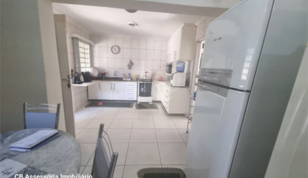 Casa à venda com 3 quartos, sendo 1 suíte,  em Santa Claudina, Vinhedo, SP