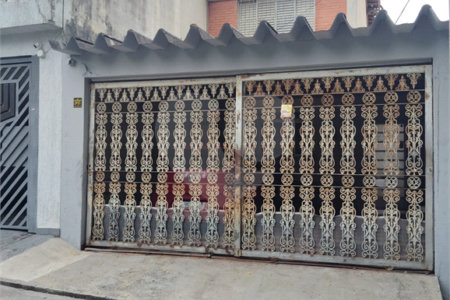 Sobrado à venda com 3 quartos, sendo 1 suíte, em Parque Fongaro, São Paulo, SP