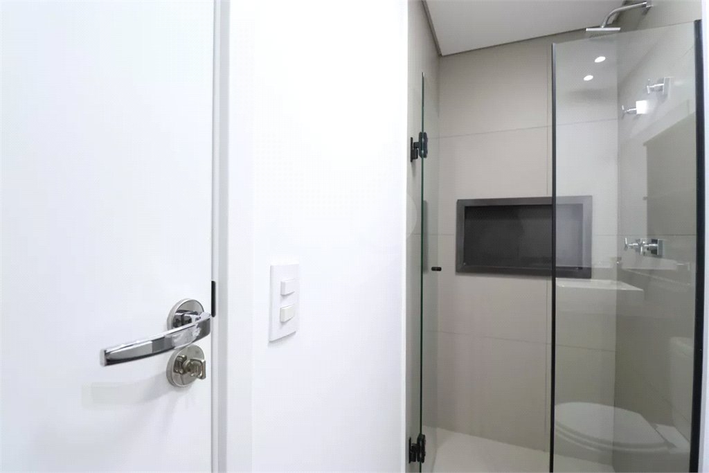 Apartamento à venda com 2 quartos, sendo 1 suíte,  em Barra Funda, São Paulo, SP