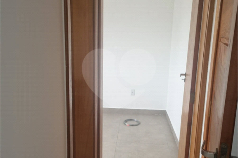 APTO COM 1 DORM NO TUCURUVI