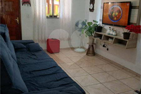 Casa à venda com 2 quartos no condomínio Residencial Armênia, Ferraz de Vasconcelos - SP