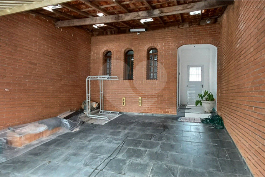 Sobrado à venda com 3 quartos, sendo 1 suíte, em Tremembé, São Paulo, SP
