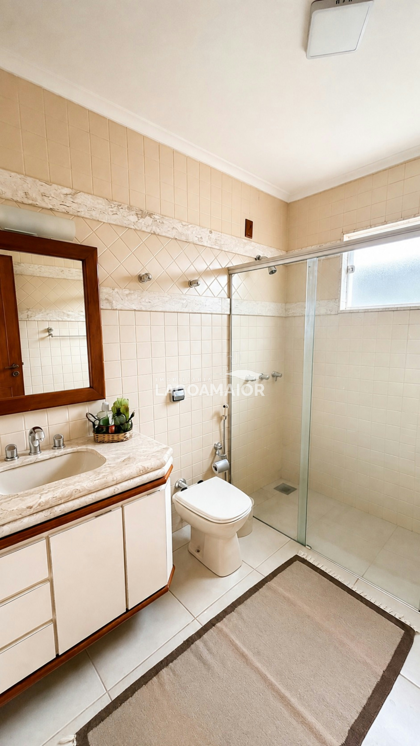 Casa à venda com 3 quartos, sendo 1 suíte, em Santos Dumont, Três Lagoas, MS