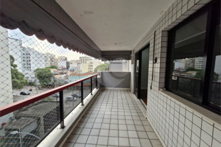 Apartamento à venda com 3 quartos, sendo 1 suíte,  em Tijuca, Rio de Janeiro, RJ