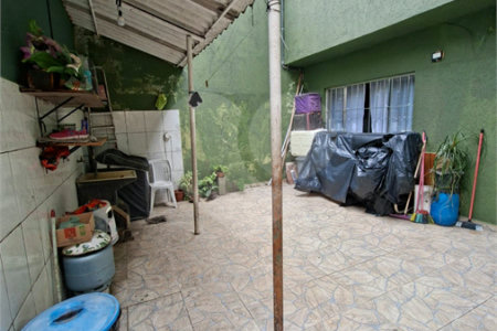 Casa à venda com 4 quartos, sendo 1 suíte,  em Vila Santa Maria, Guarulhos, SP