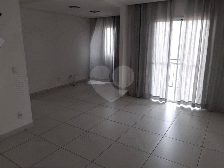 Apartamento à venda com 2 quartos, sendo 1 suíte, em Vila Trujillo, Sorocaba, SP