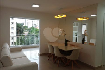 Apartamento à venda com 3 quartos, sendo 1 suíte, em Jardim Vazani, São Paulo, SP