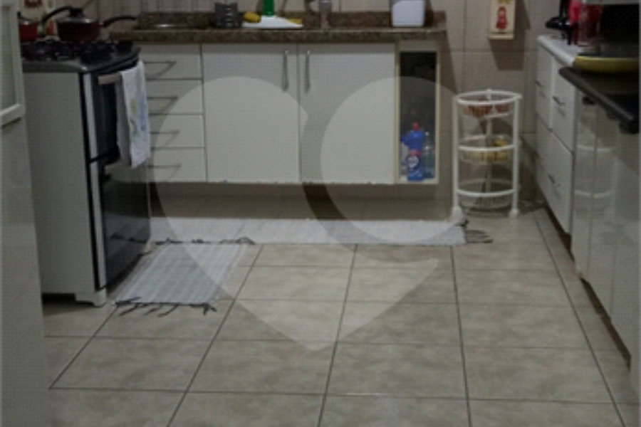 Sobrado à venda com 4 quartos em Horto Florestal, São Paulo, SP