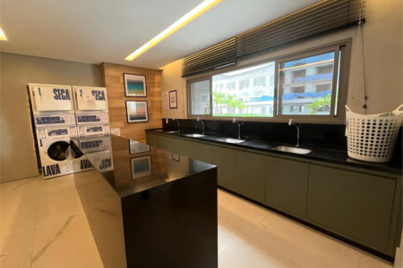 Apartamento à venda com 1 quarto em Santo Amaro, São Paulo, SP
