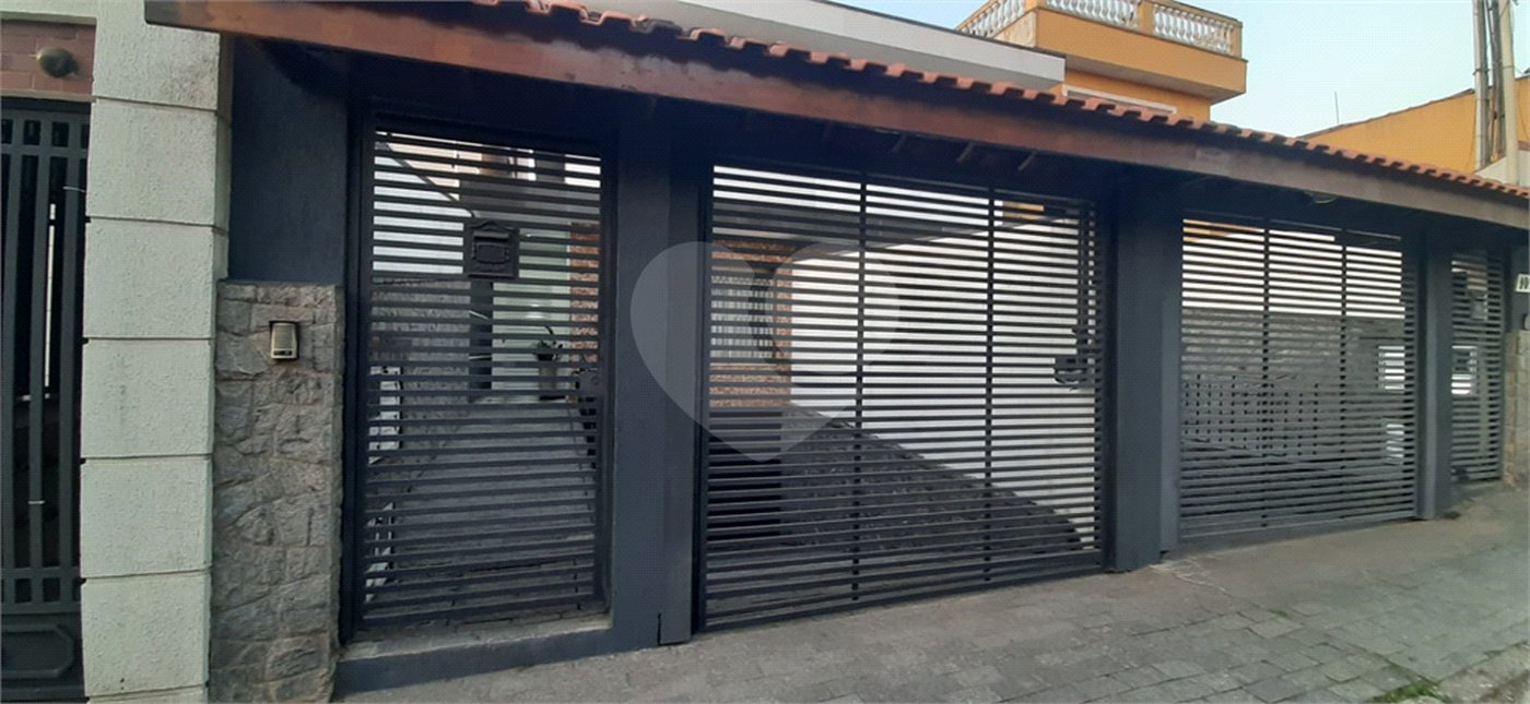 Sobrado à venda com 3 quartos, sendo 1 suíte, em Tremembé, São Paulo, SP