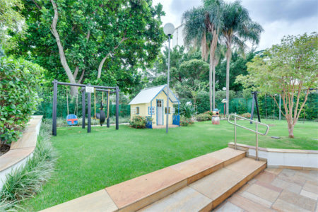 Apartamento à venda com 3 suítes em Real Parque, São Paulo, SP