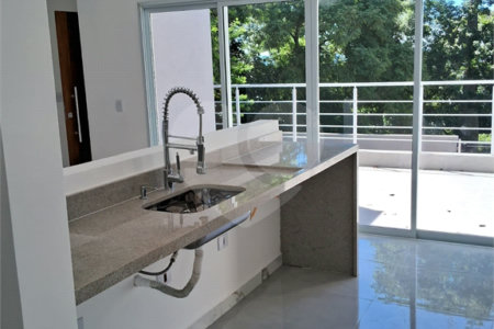 Casa Térrea à venda com 3 quartos, sendo 1 suíte, em Parque Rizzo, Cotia, SP