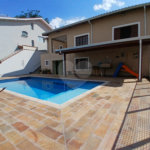 Casa à venda com 5 quartos, sendo 3 suítes, em Vila Santista, Atibaia, SP