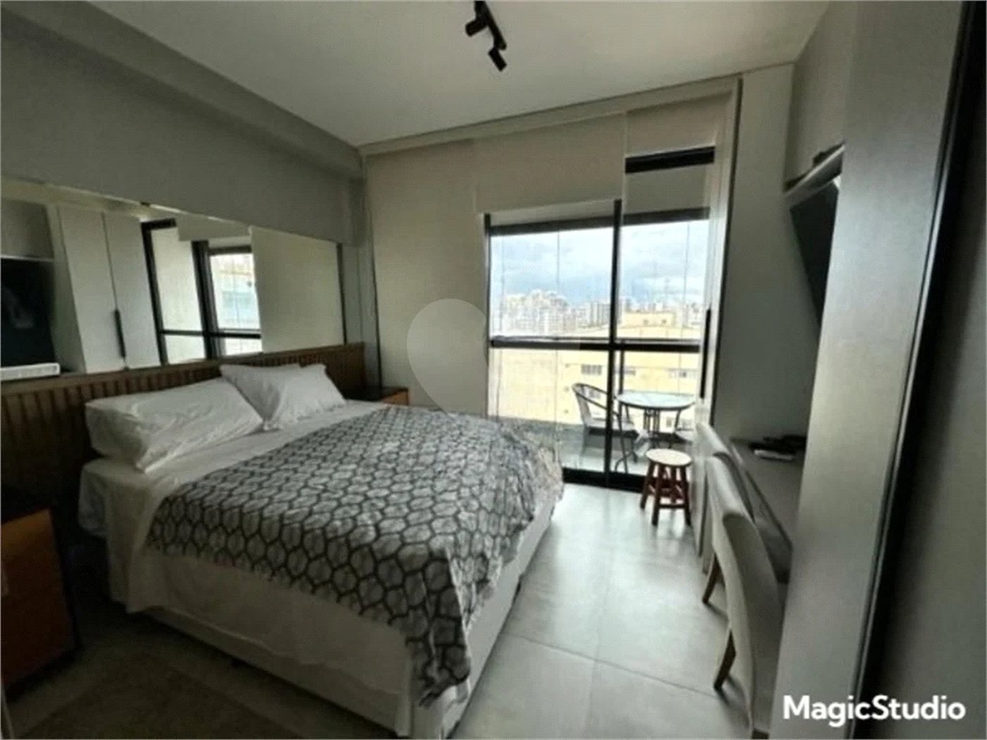 Apartamento com 25m² , 1 dormitório , 1 vaga , para locação na Vila Mariana.