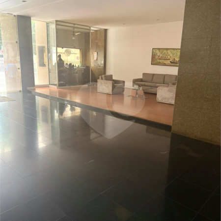Apartamento à venda com 3 quartos, sendo 1 suíte, no Centro, Ribeirão Preto, SP