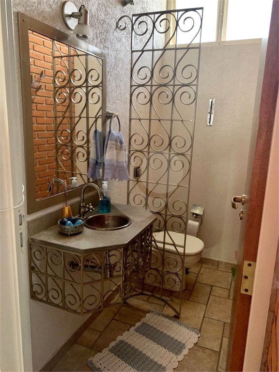 Sobrado à venda com 3 suítes em Vila Velosa, Araraquara, SP