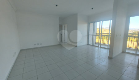 Apartamento para alugar com 3 quartos, sendo 1 suíte,  em Jardim das Palmeiras, Atibaia, SP