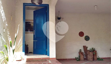 Sobrado à venda com 4 quartos, sendo 3 suítes,  em Tremembé, São Paulo, SP