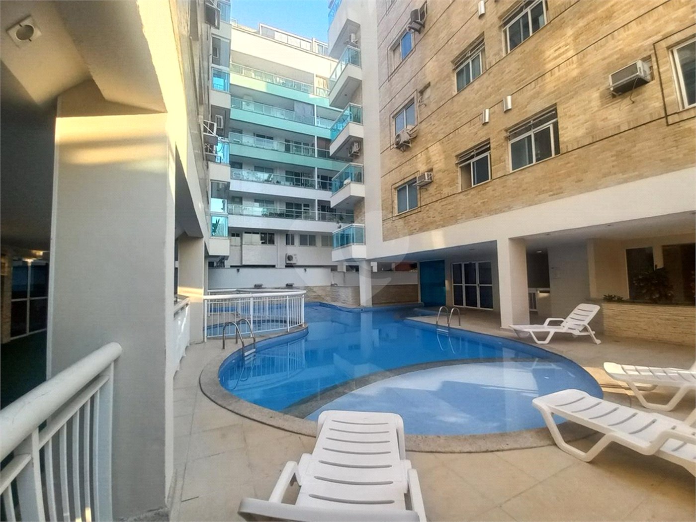 Cobertura à venda com 4 quartos, sendo 2 suítes, em Jacarepaguá, Rio de Janeiro, RJ