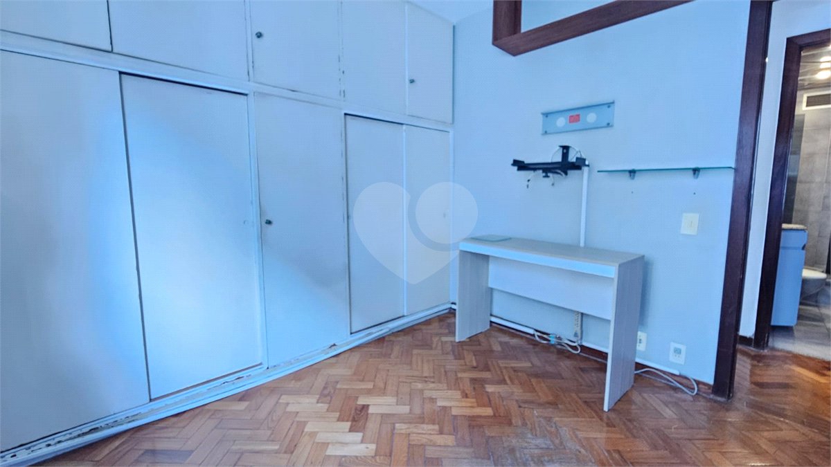 Apartamento à venda com 3 quartos, sendo 1 suíte, em Leblon, Rio de Janeiro, RJ