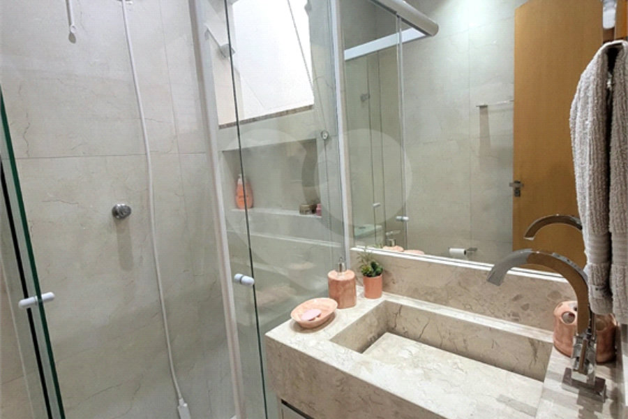 Casa à venda com 2 suítes em Vila Isolina Mazzei, São Paulo, SP
