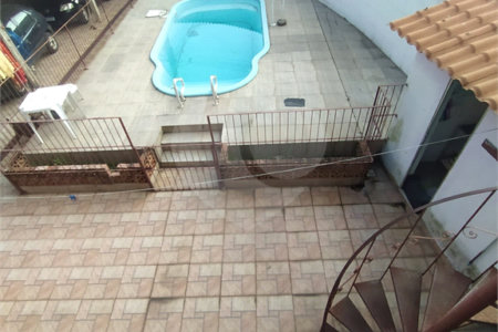 Terreno à venda com 6 quartos, sendo 2 suítes, no condomínio Conjunto Residencial Campo Belo, Rio de Janeiro - RJ