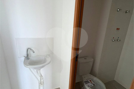 Apartamento à venda com 2 quartos em Vila Antonieta, São Paulo, SP