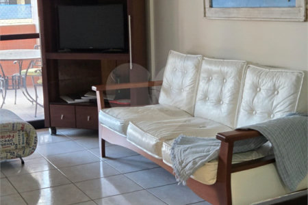 Apartamento à venda com 2 quartos, sendo 1 suíte, em Canto do Forte, Praia Grande, SP
