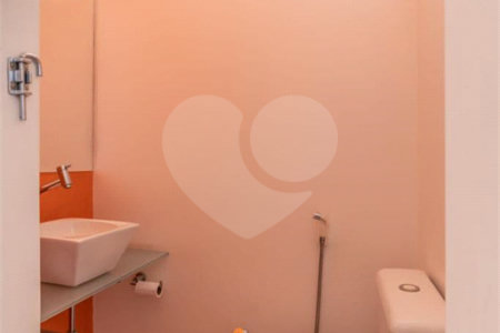 Apartamento à venda com 3 quartos, sendo 1 suíte, em Planalto Paulista, São Paulo, SP