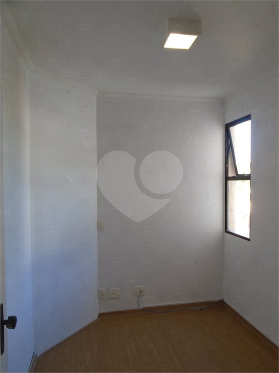 Apartamento à venda com 3 quartos, sendo 1 suíte, em Vila Oliveira, Mogi das Cruzes, SP