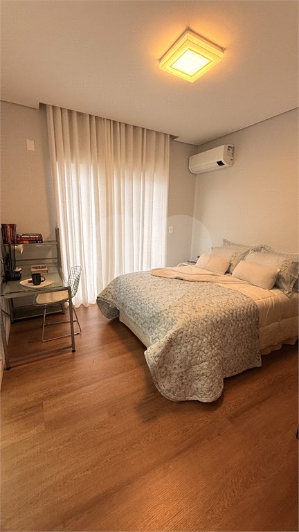 Casa à venda com 3 suítes no condomínio Jardim Residencial Dona Maria José, Indaiatuba - SP