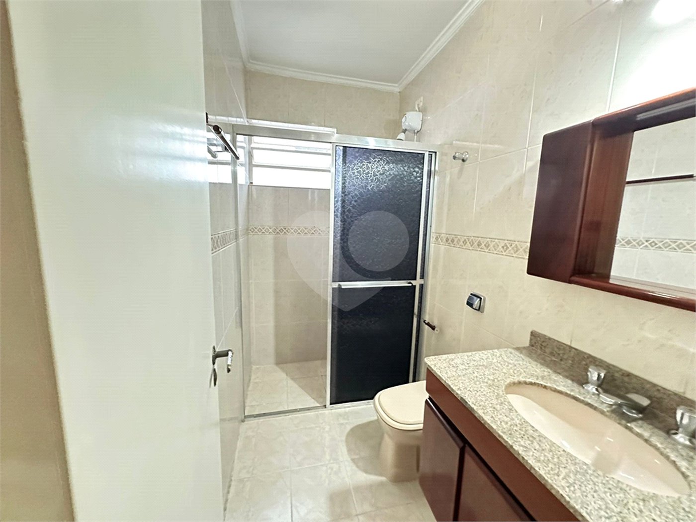Casa à venda com 3 quartos, sendo 1 suíte, em Jardim Trussardi, São Paulo, SP