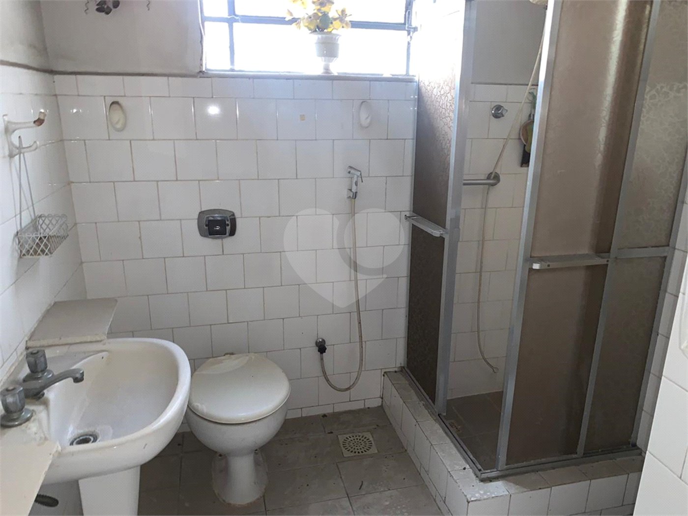 Casa à venda com 6 quartos, sendo 2 suítes, em Maracanã, Rio de Janeiro, RJ