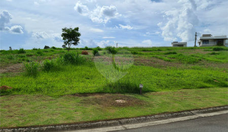 Terreno à venda no condomínio Residencial Campo de Toscana, Vinhedo - SP