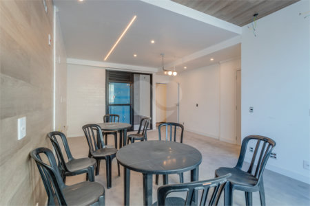 Casa à venda com 2 suítes no condomínio Vila Marathona, São Paulo - SP