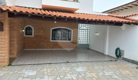 Sobrado à venda ou para alugar com 4 quartos, sendo 1 suíte,  em Barro Branco (zona Norte), São Paulo, SP